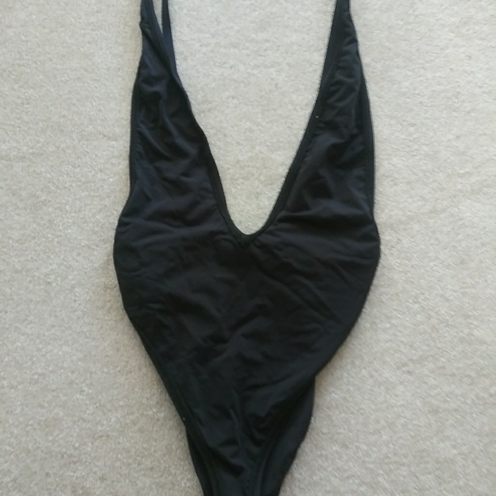 Swimsuit - Picture 2 of 4